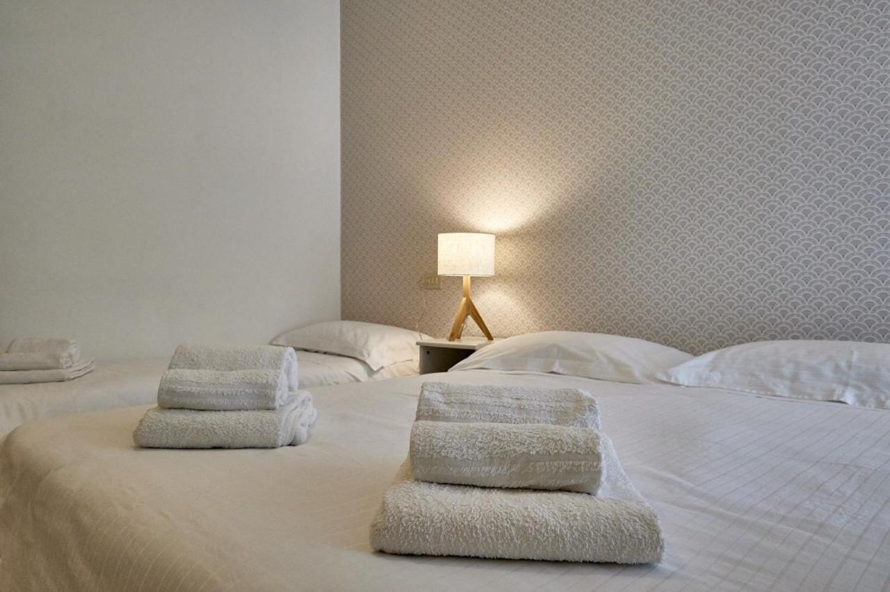 Hotel Spring Римини Экстерьер фото