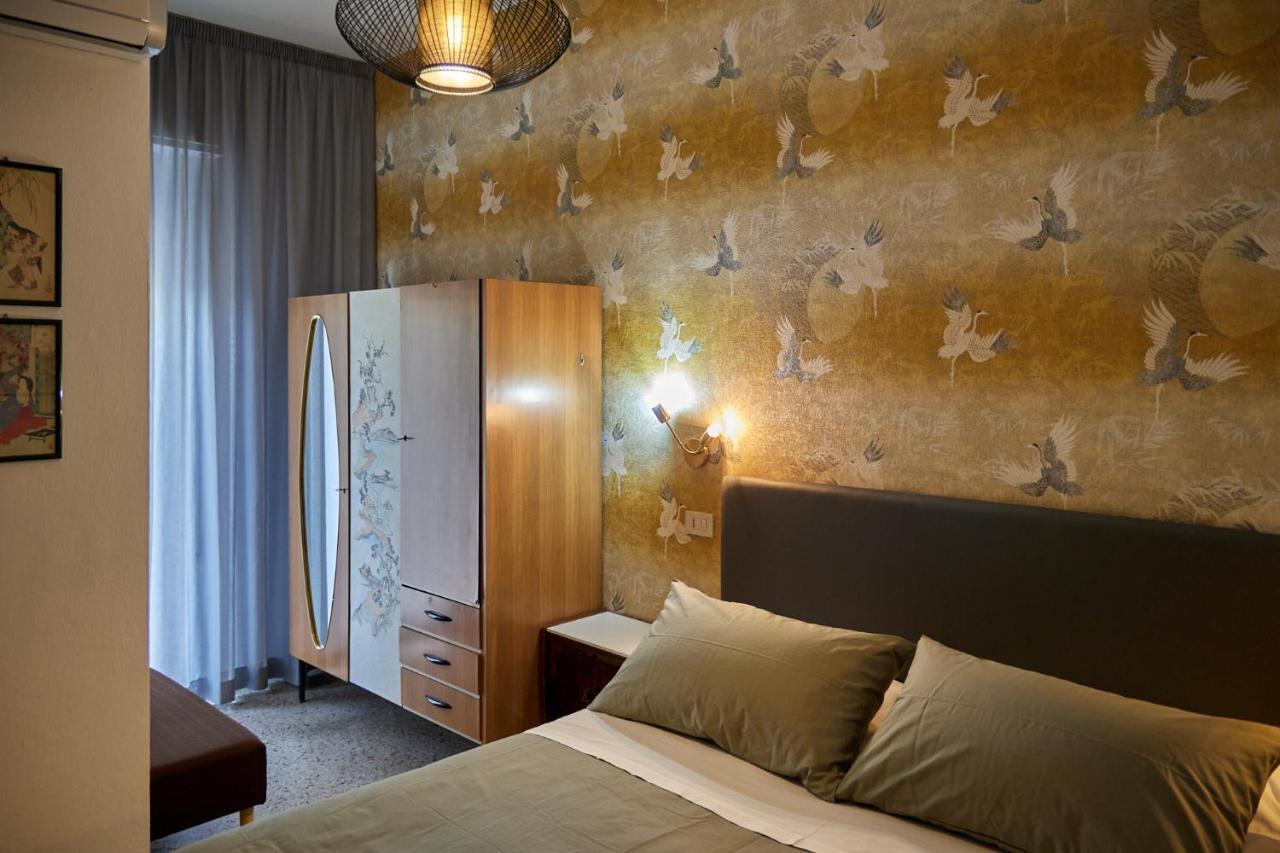 Hotel Spring Римини Экстерьер фото