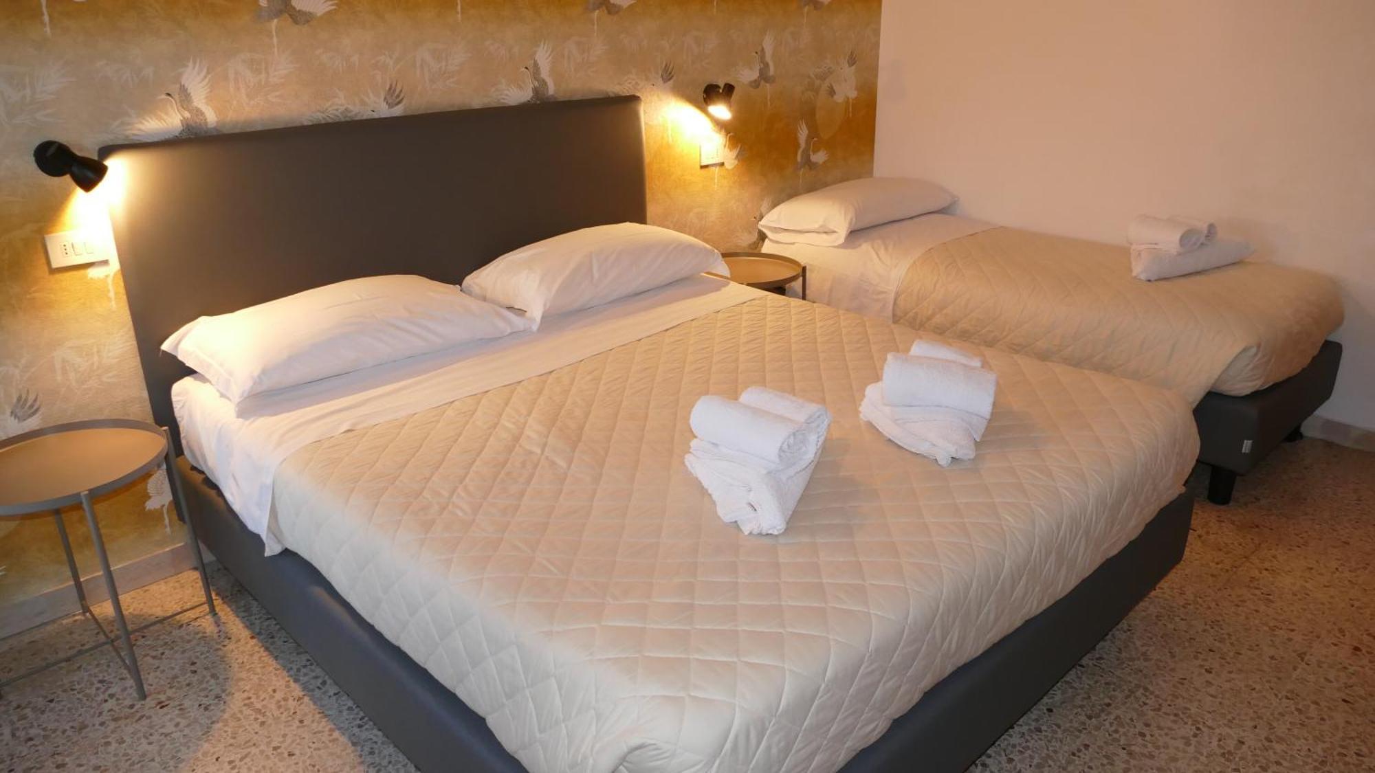 Hotel Spring Римини Экстерьер фото