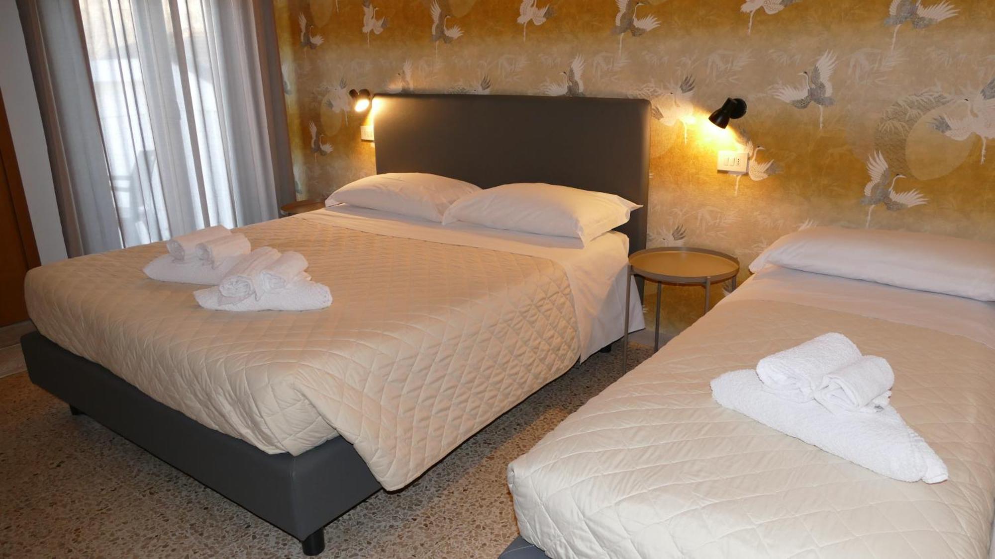 Hotel Spring Римини Экстерьер фото