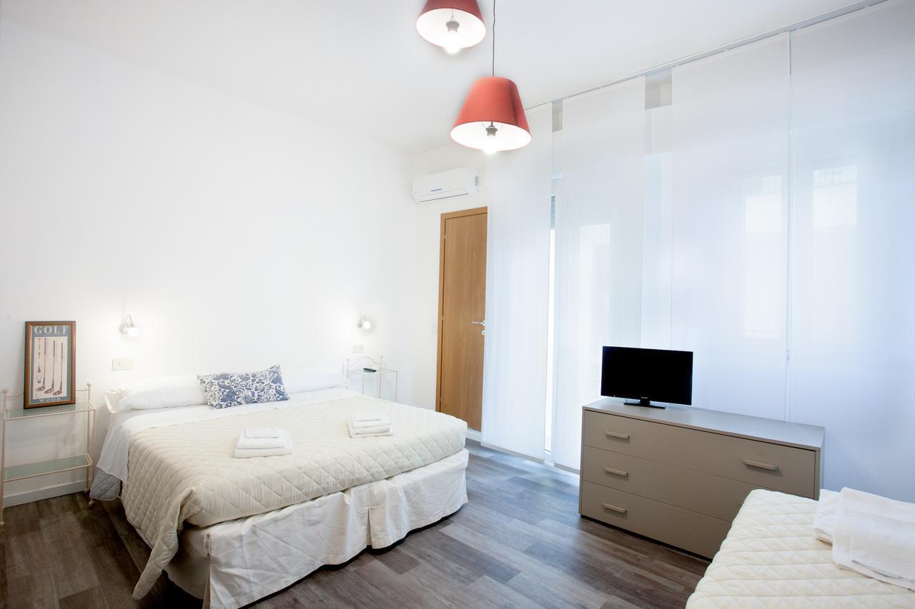 Hotel Spring Римини Экстерьер фото